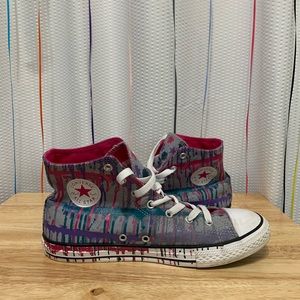 Girls Converse Hi-Tops size 6